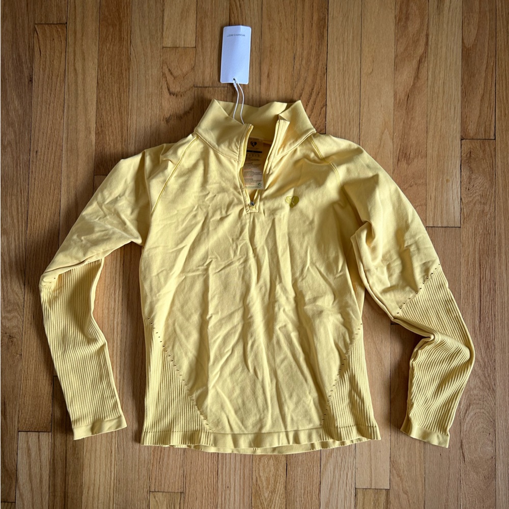 NWT Womens best yellow quarter zip long sleeve top